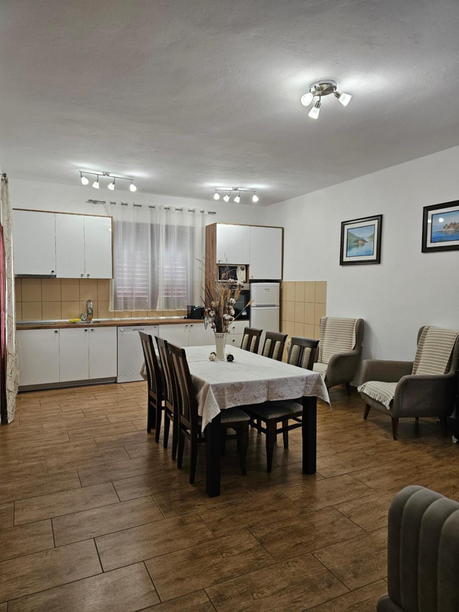 Apartments Nadja 科托尔 外观 照片