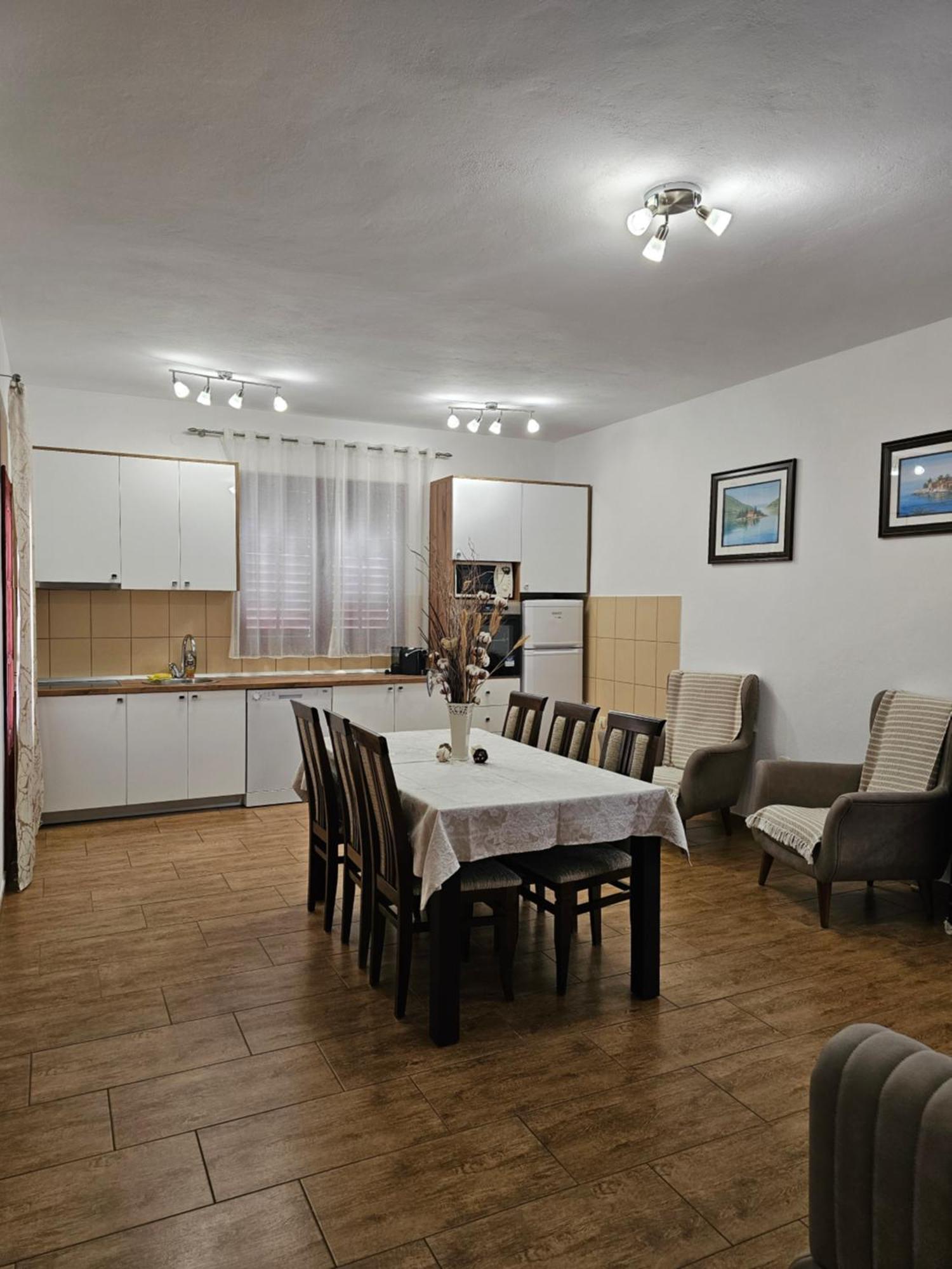 Apartments Nadja 科托尔 外观 照片
